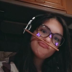 Meet your Posher, Helen